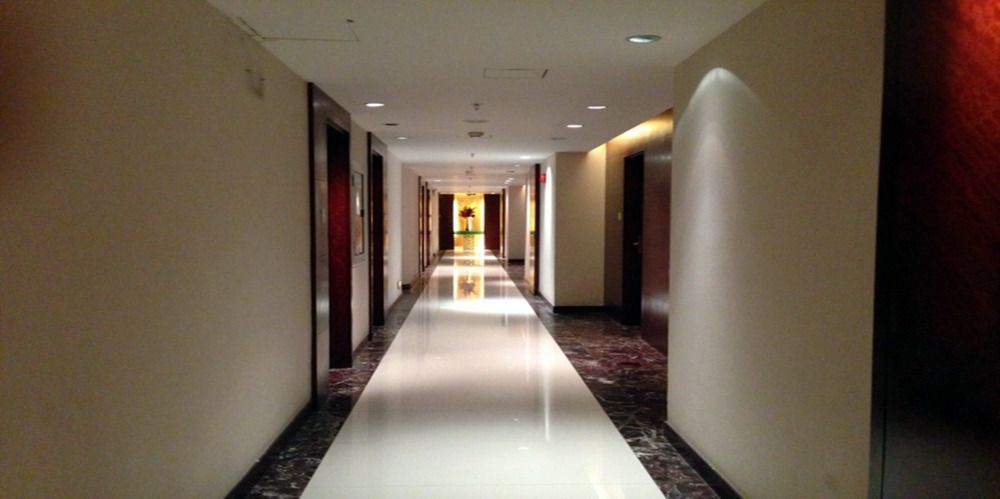 New Times Hotel Shenzhen Railway Station Buitenkant foto