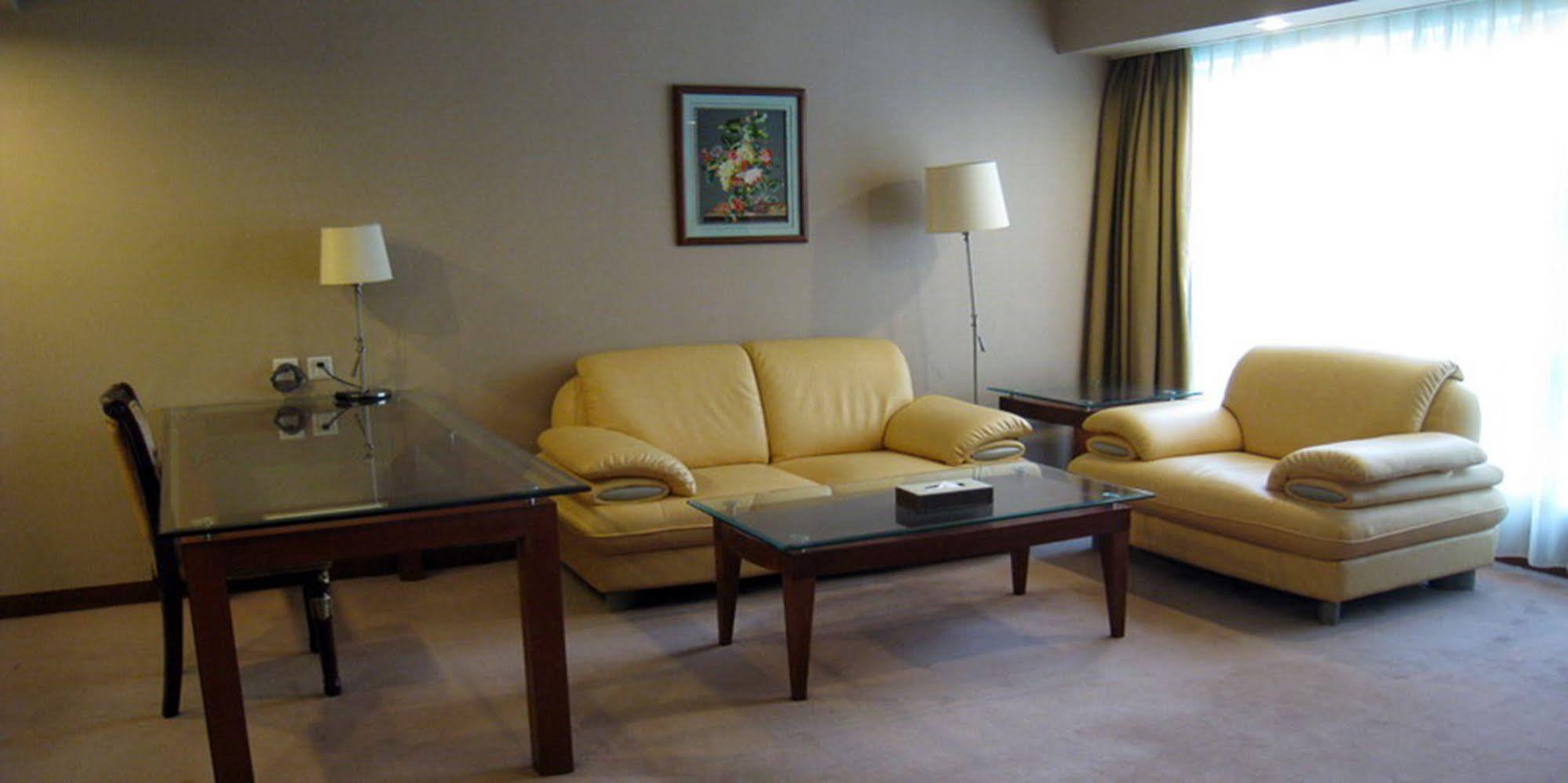 New Times Hotel Shenzhen Railway Station Buitenkant foto